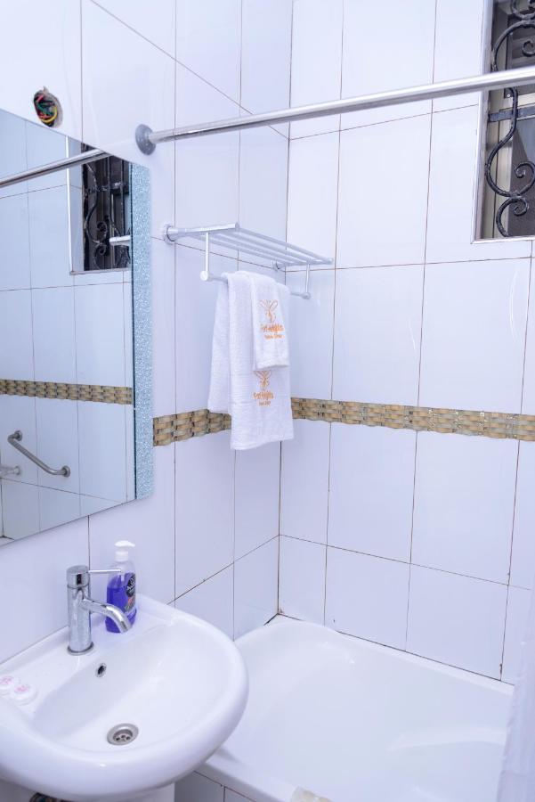 Fort Heights Homestay Fort Portal Zewnętrze zdjęcie