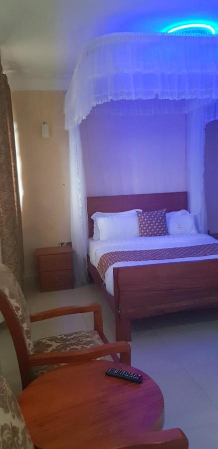 Fort Heights Homestay Fort Portal Zewnętrze zdjęcie