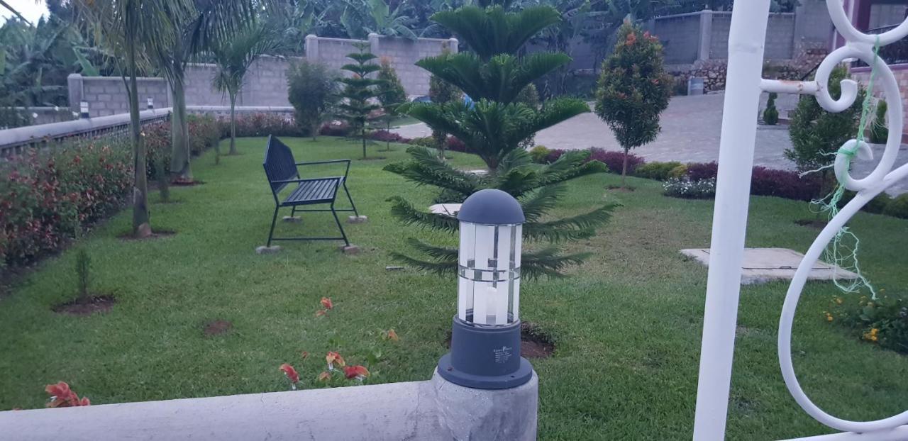 Fort Heights Homestay Fort Portal Zewnętrze zdjęcie