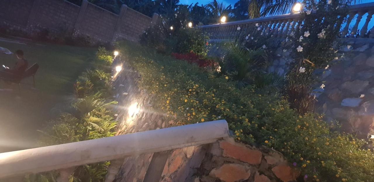 Fort Heights Homestay Fort Portal Zewnętrze zdjęcie