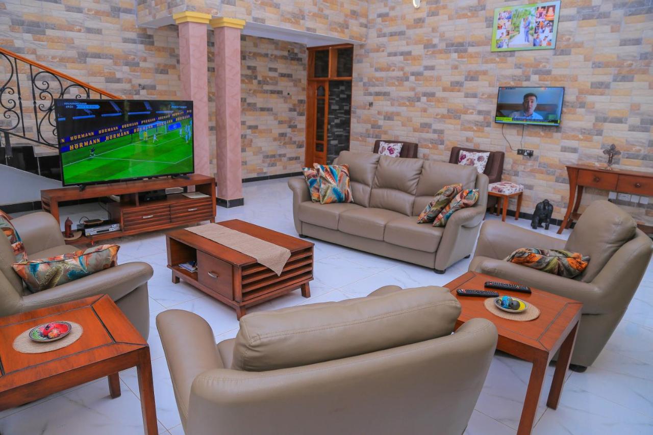 Fort Heights Homestay Fort Portal Zewnętrze zdjęcie