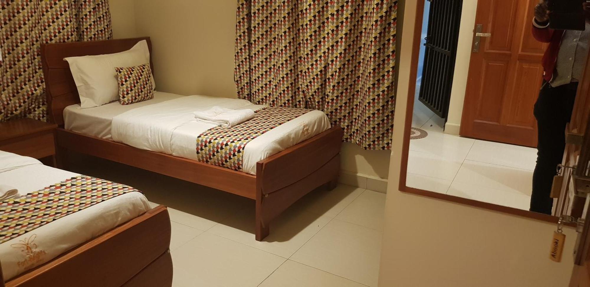 Fort Heights Homestay Fort Portal Pokój zdjęcie