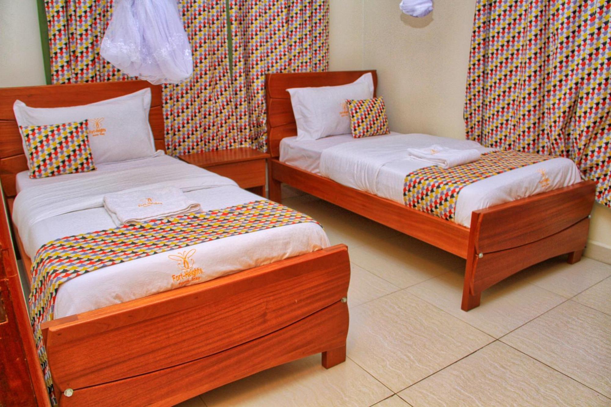 Fort Heights Homestay Fort Portal Pokój zdjęcie